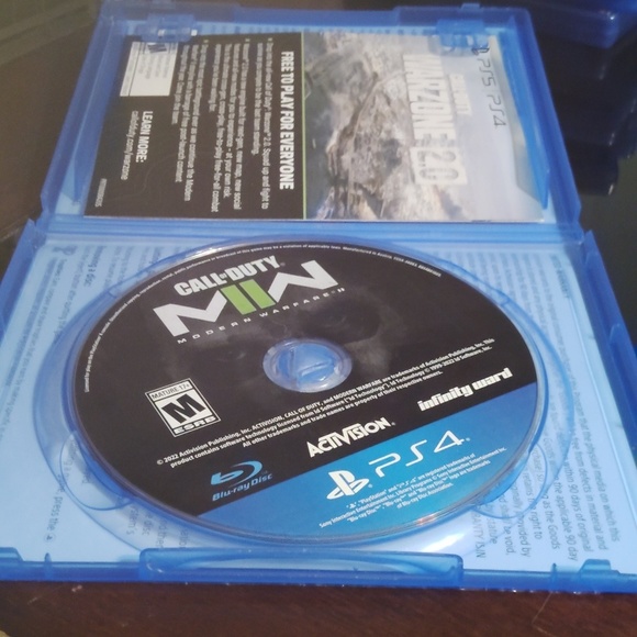 Call Of Duty Modern Warfare II Video Game PS4 - Picture 6 of 12